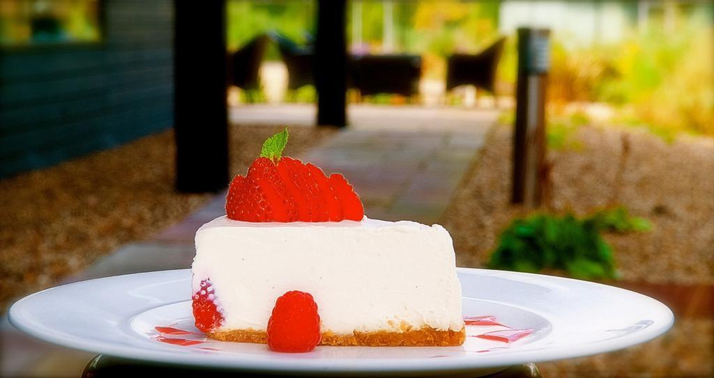 Lifehouse Spa And Hotel Frinton-on-Sea Esterno foto
